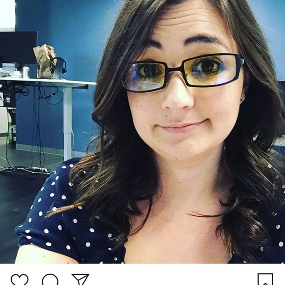 Meet your Posher, Ally - Picture 3 of 3